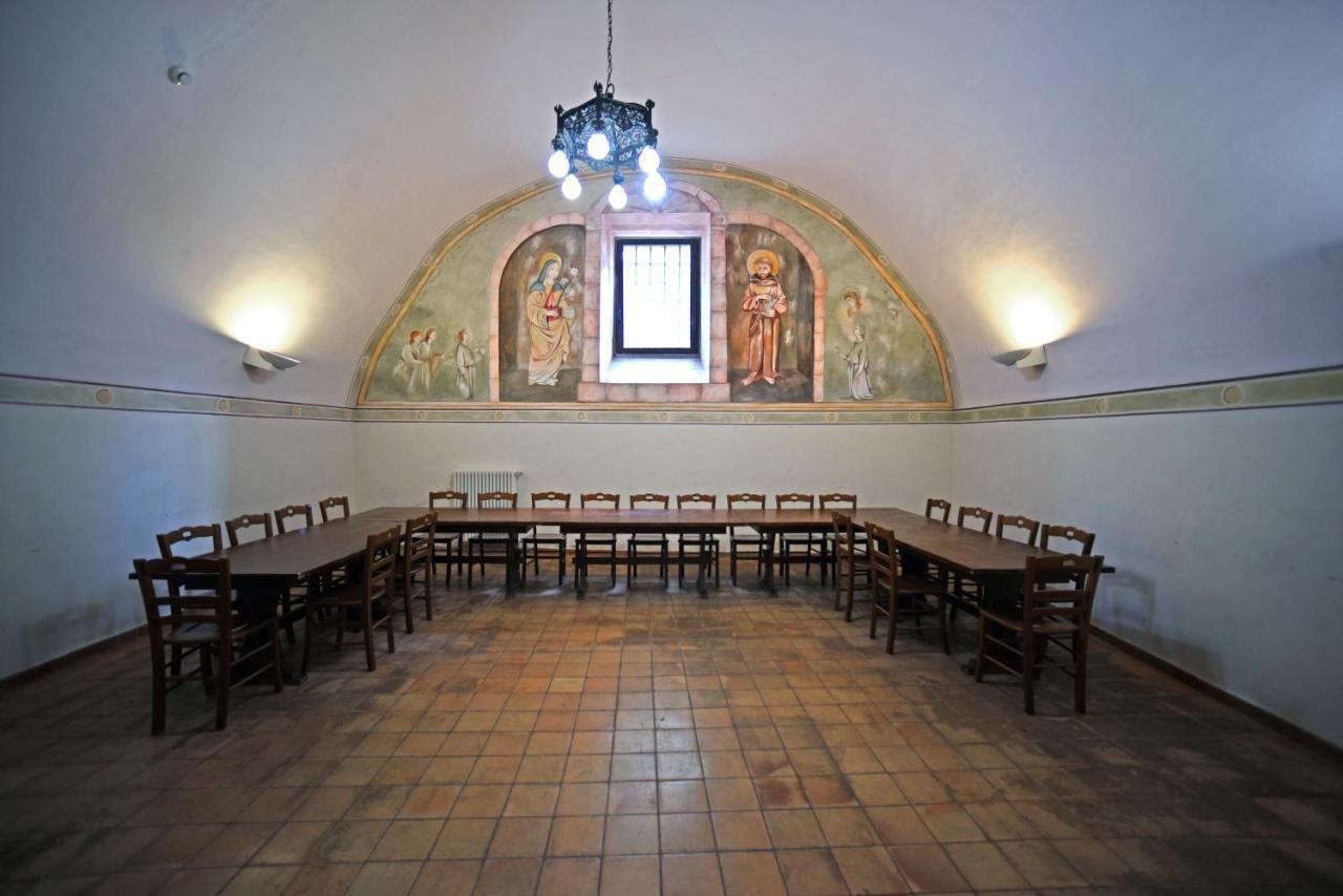 Готель Convento Di Stignano Rignano Garganico Екстер'єр фото