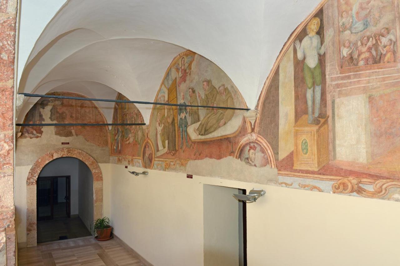 Готель Convento Di Stignano Rignano Garganico Екстер'єр фото