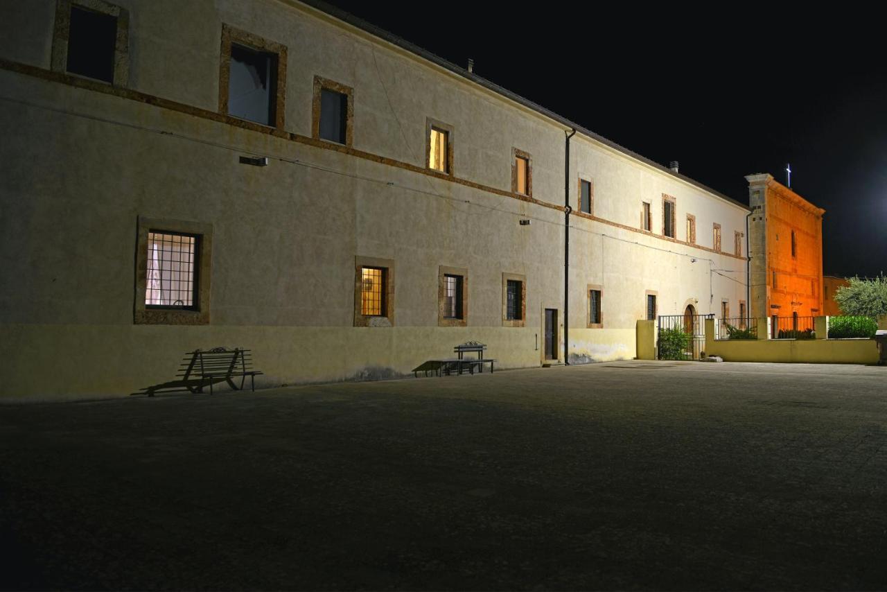 Готель Convento Di Stignano Rignano Garganico Екстер'єр фото
