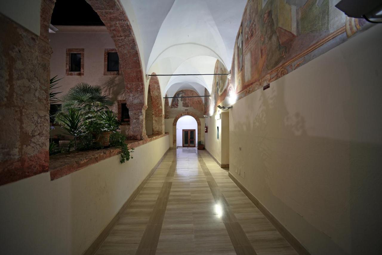Готель Convento Di Stignano Rignano Garganico Екстер'єр фото