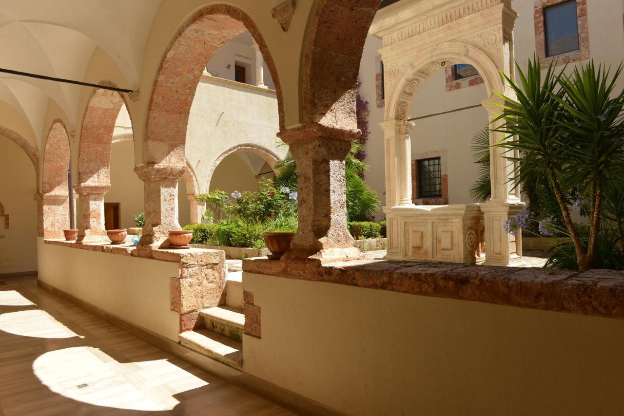Готель Convento Di Stignano Rignano Garganico Екстер'єр фото