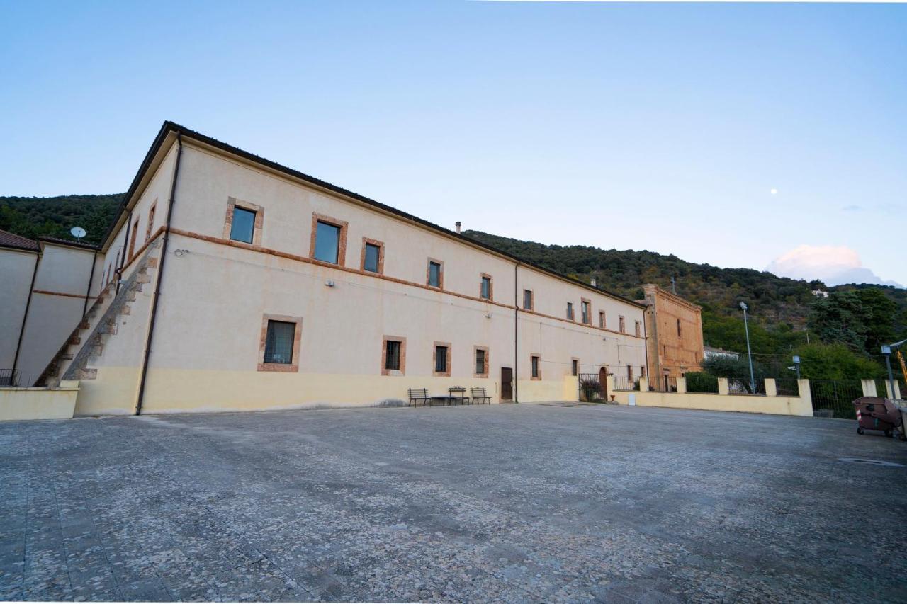 Готель Convento Di Stignano Rignano Garganico Екстер'єр фото
