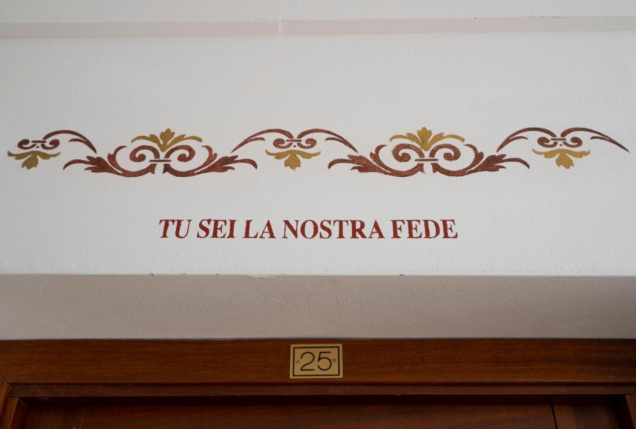 Готель Convento Di Stignano Rignano Garganico Екстер'єр фото